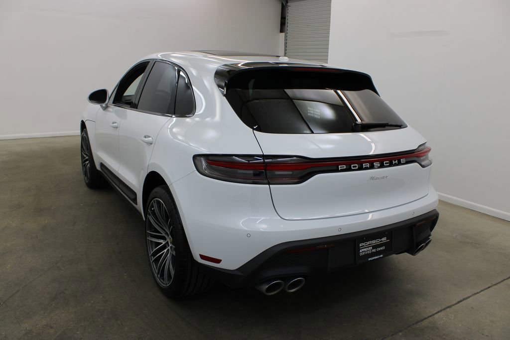 New 2024 Porsche Macan image 3