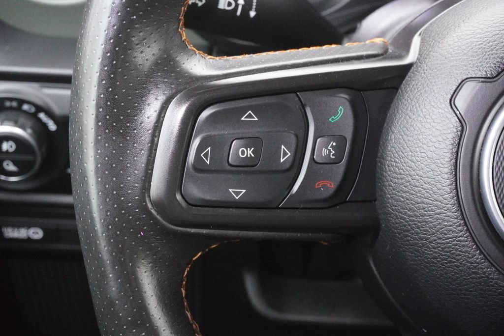 Used 2024 Jeep Gladiator Mojave AWD/4WD image 20