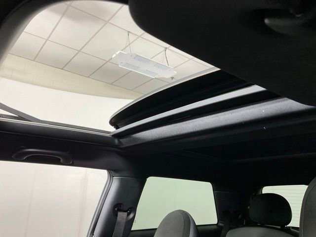 Used 2020 MINI Cooper John Cooper Works w/ Signature Upholstery Package image 24