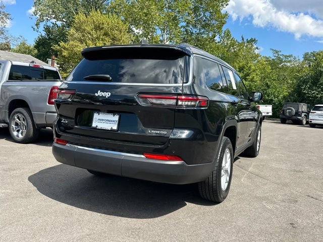 Used 2024 Jeep Grand Cherokee L Laredo AWD/4WD image 15