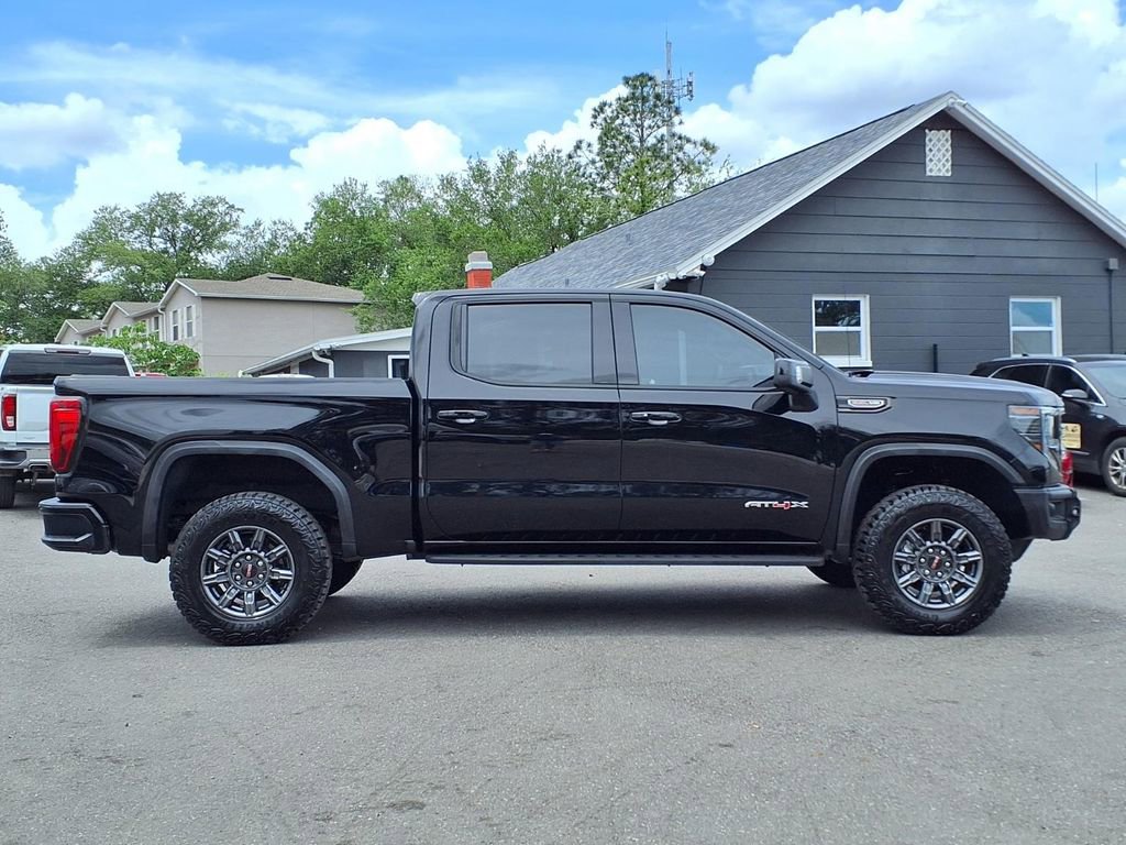 Used 2025 GMC Sierra 1500 AT4X image 8