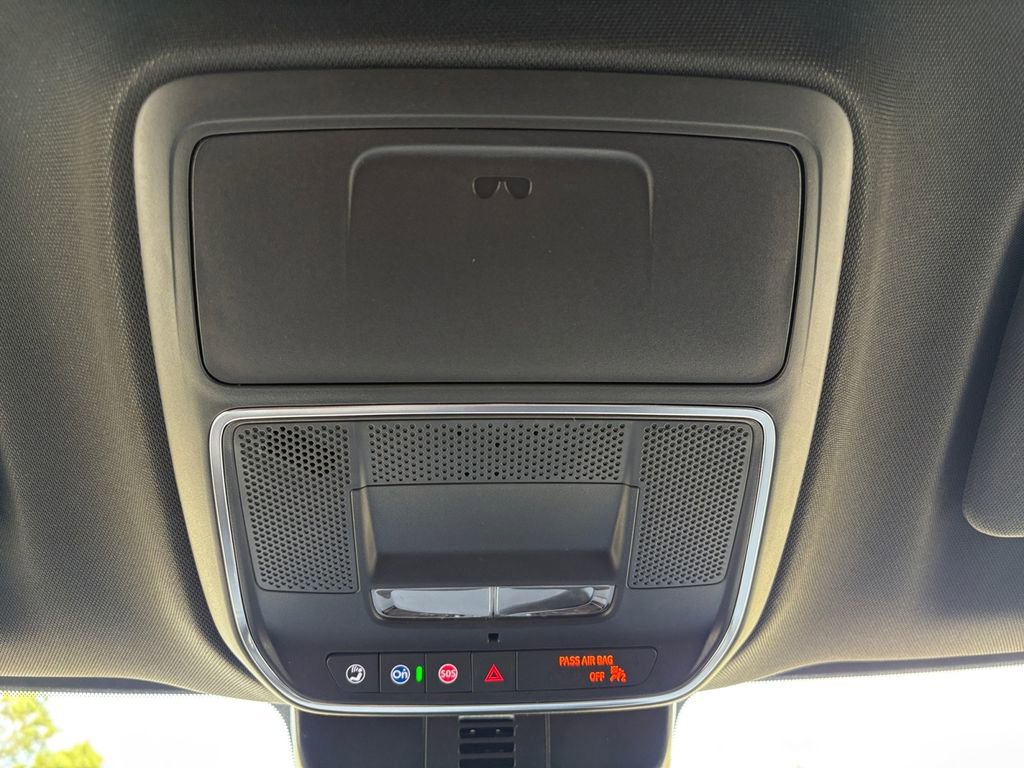 New 2026 Chevrolet Traverse High Country image 33