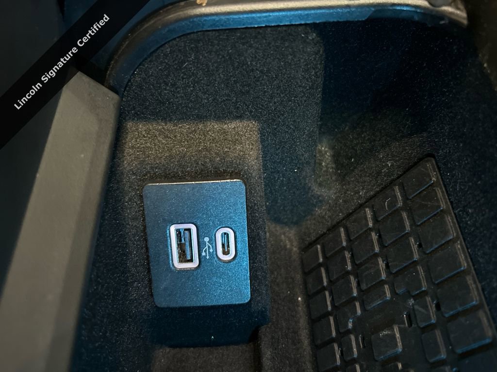 Certified 2023 Lincoln Navigator Black Label image 19