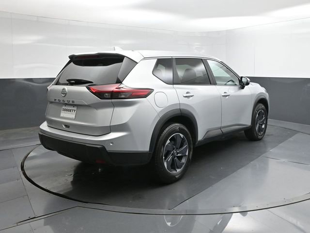 Used 2025 Nissan Rogue SV FWD image 8