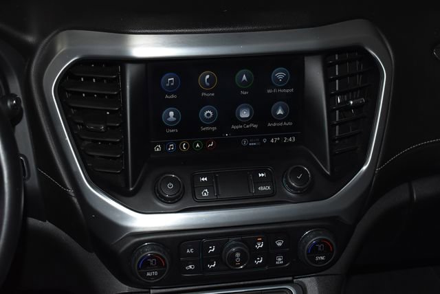 Used 2023 GMC Acadia SLT image 17