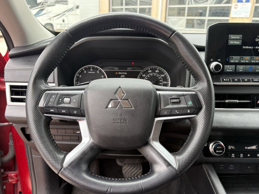 Used 2022 Mitsubishi Outlander SE FWD image 15