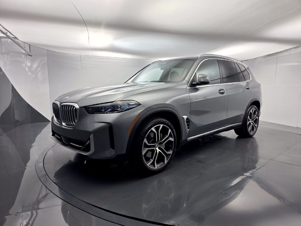 Certified 2025 BMW X5 sDrive40i w/ Premium Package RWD image 8
