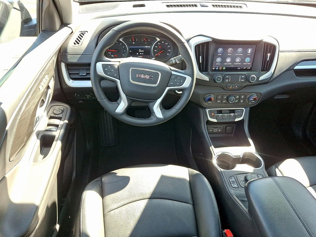 Used 2023 GMC Terrain SLT w/ Elevation Edition image 12