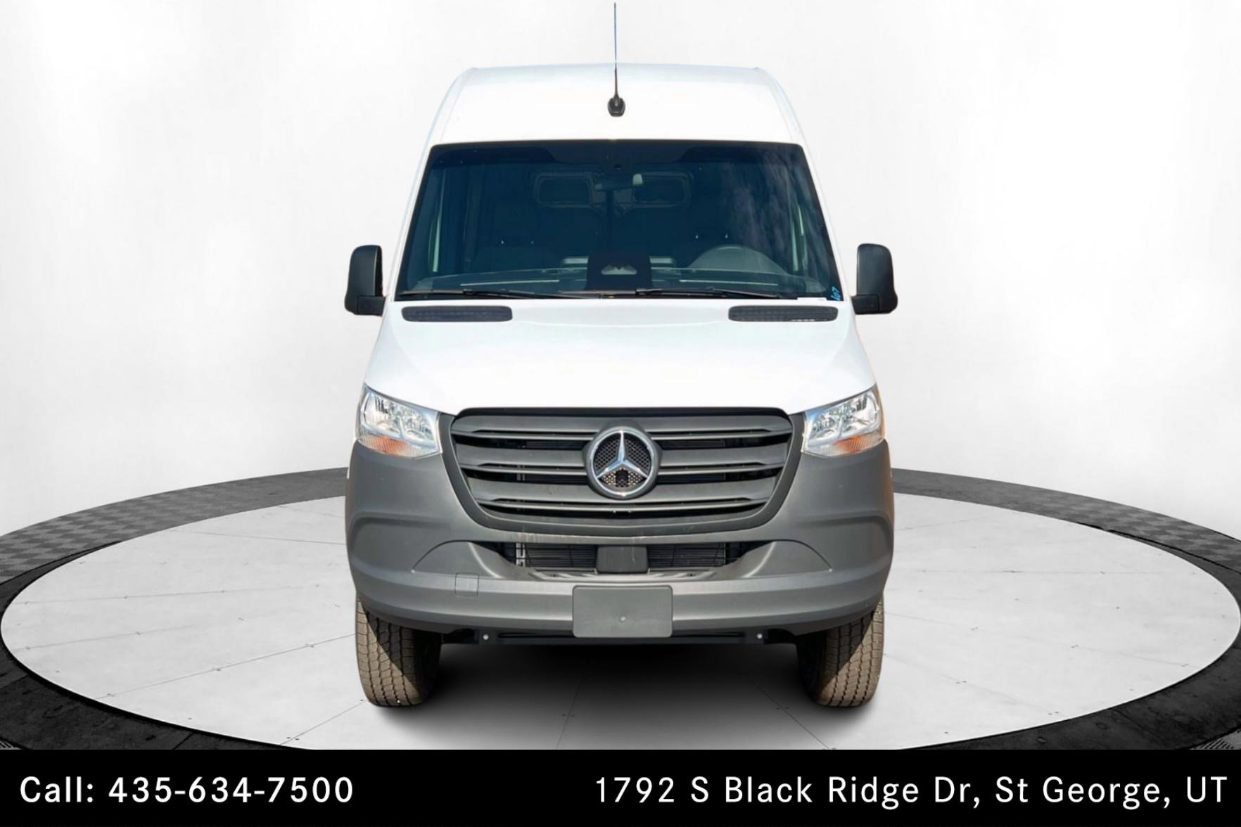 Used 2025 Mercedes-Benz Sprinter 2500 image 8