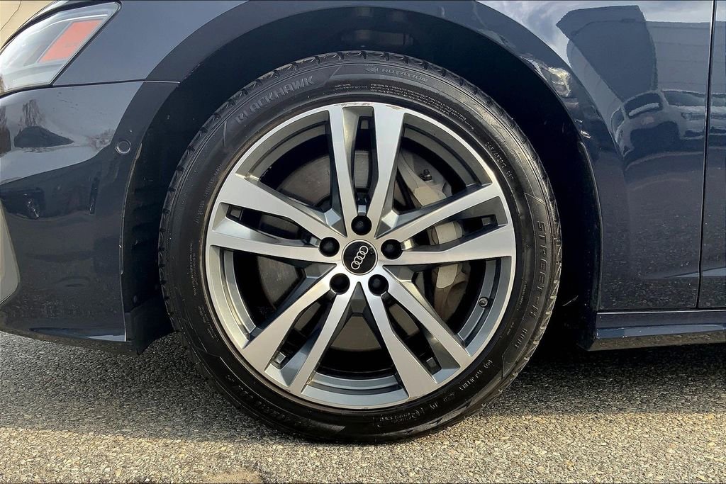 Used 2023 Audi A6 Premium Plus w/ Premium Plus Package image 11