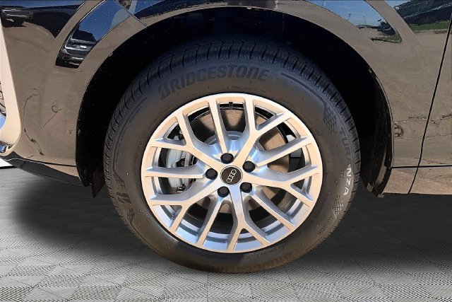 New 2026 Audi Q3 quattro 2.0T AWD/4WD image 8