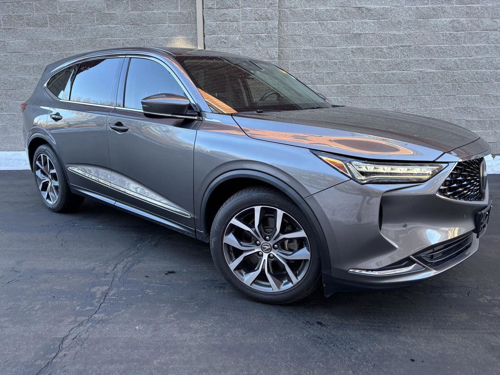 Used 2022 Acura MDX SH-AWD w/ Technology Package image 1