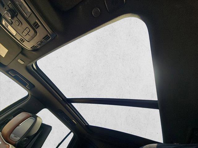 Used 2023 GMC Yukon Denali Ultimate image 14