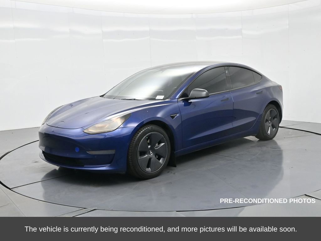 Used 2022 Tesla Model 3 image 2