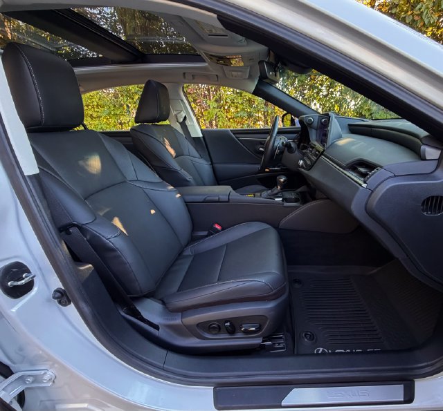 Certified 2024 Lexus ES 350 w/ Premium Package FWD image 27