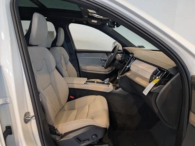 New 2026 Volvo XC90 B6 Ultra w/ Lounge Package AWD/4WD image 32