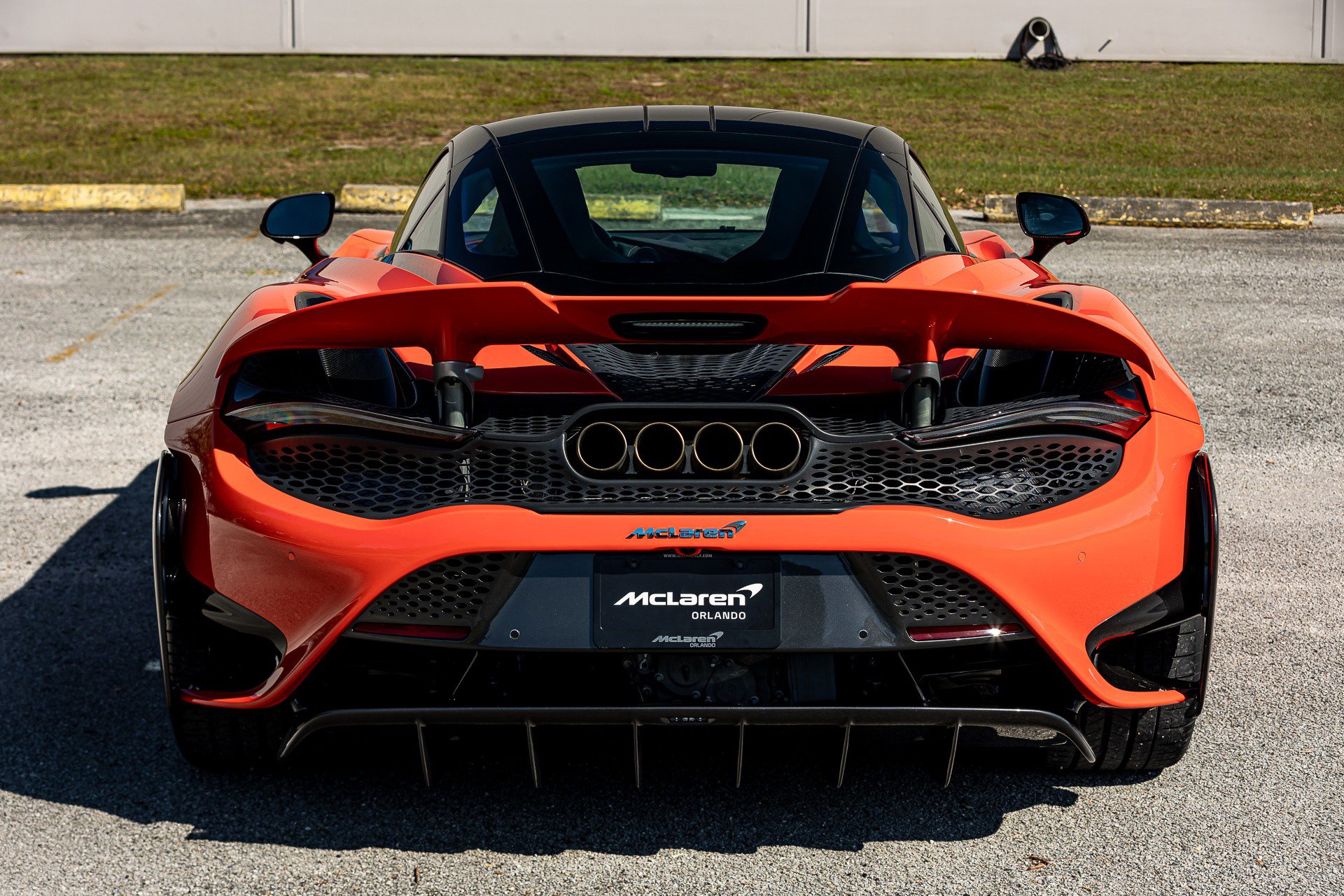 Used 2021 McLaren 765LT image 25