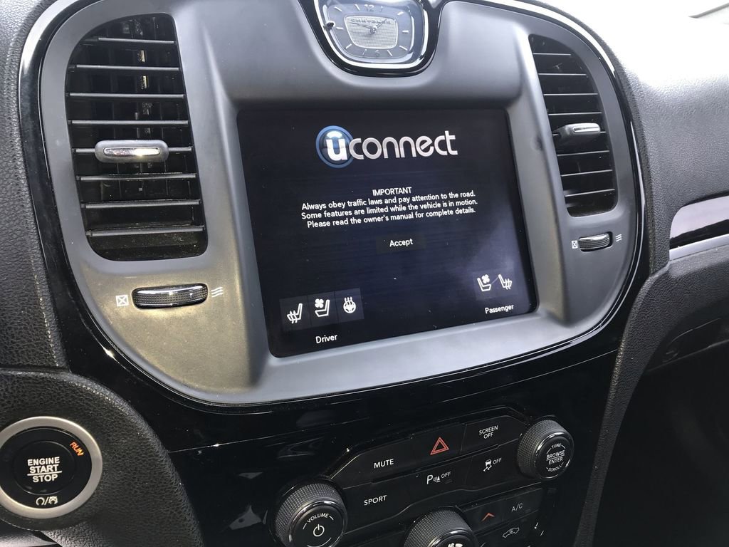 Used 2019 Chrysler 300 S w/ 300S Premium Group 2 image 16