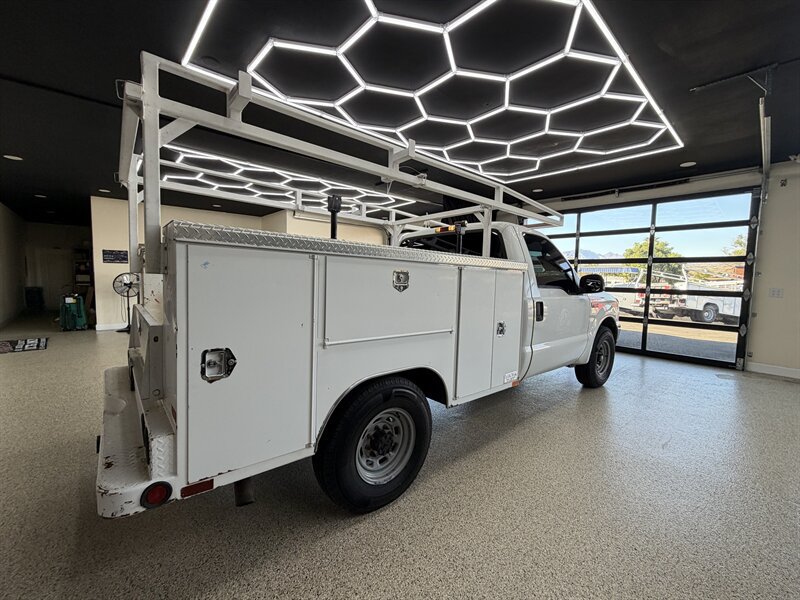 Used 2004 Ford F250 XL RWD image 10