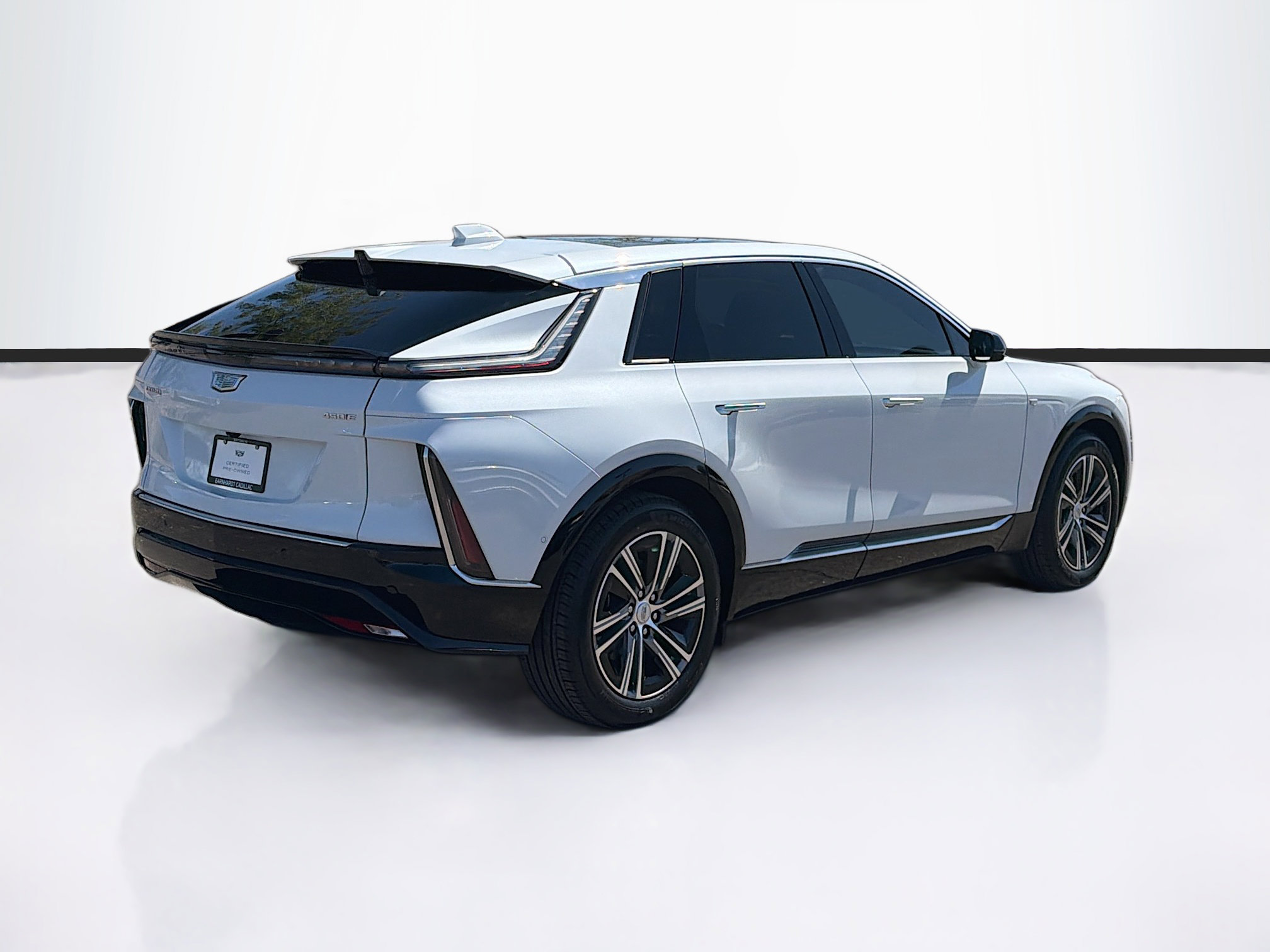 Certified 2026 Cadillac Lyriq Luxury RWD image 5