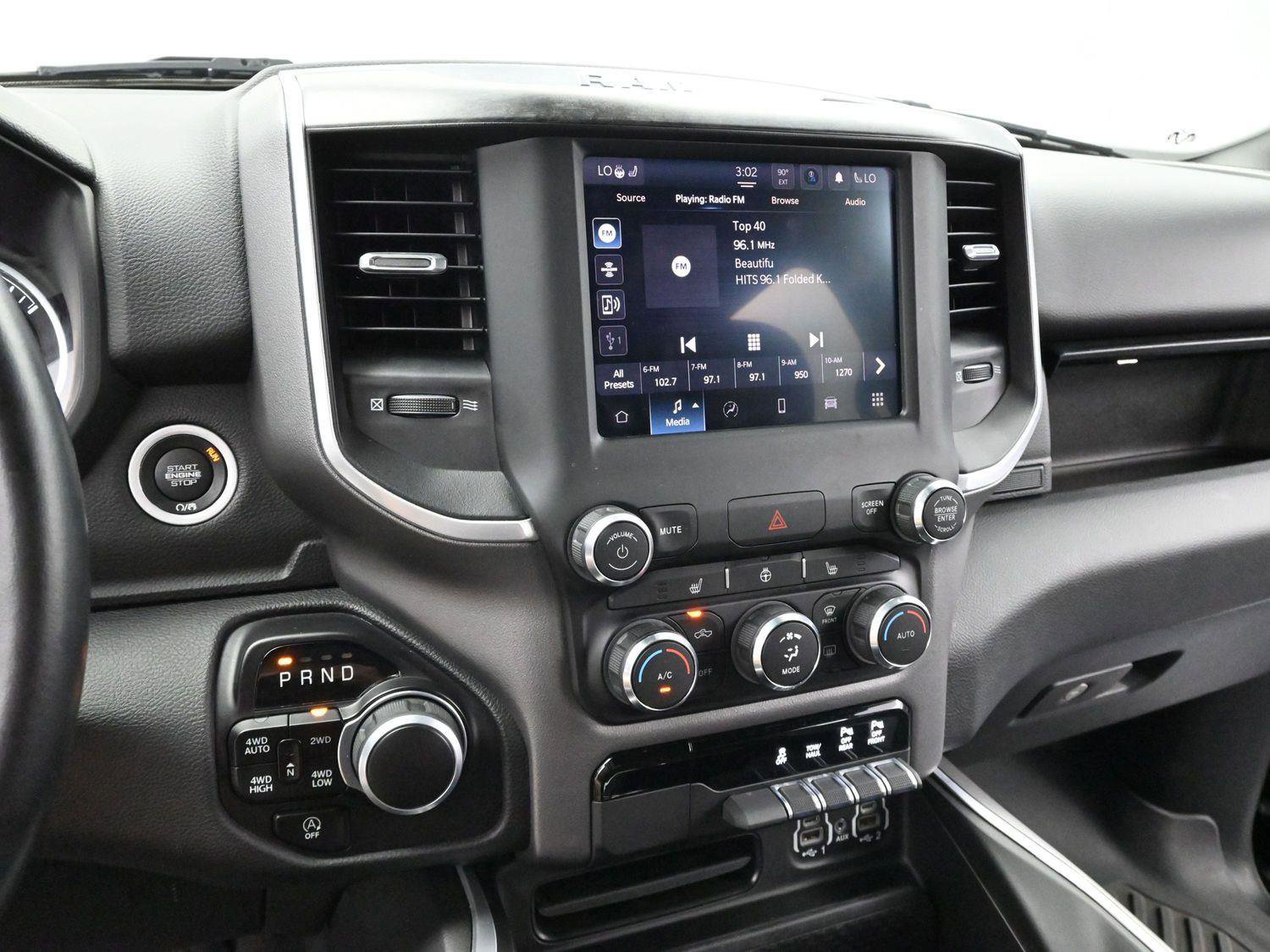 Used 2022 RAM 1500 Big Horn AWD/4WD image 17