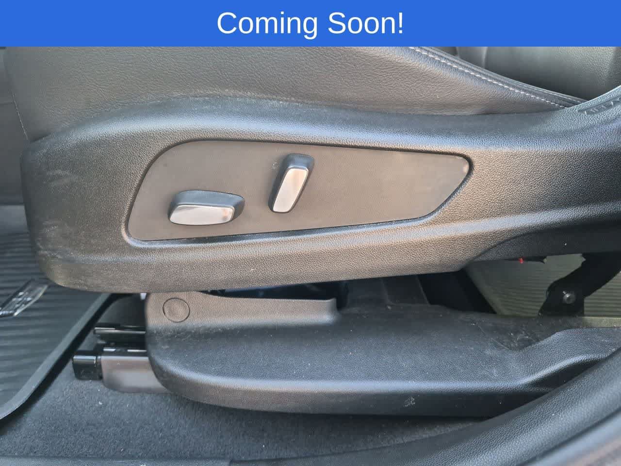 Used 2024 Cadillac XT6 Luxury w/ LPO, Floor Liner Package AWD/4WD image 17