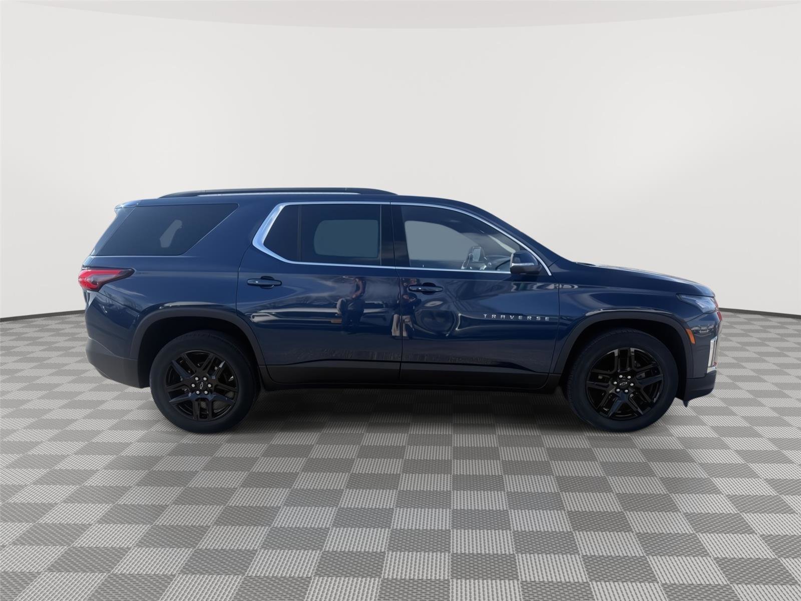 Used 2023 Chevrolet Traverse LT w/ LPO, Floor Liner Package image 7
