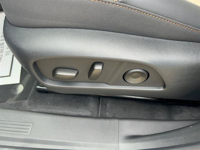 New 2026 Chevrolet Equinox ACTIV w/ Convenience Package III AWD/4WD image 14