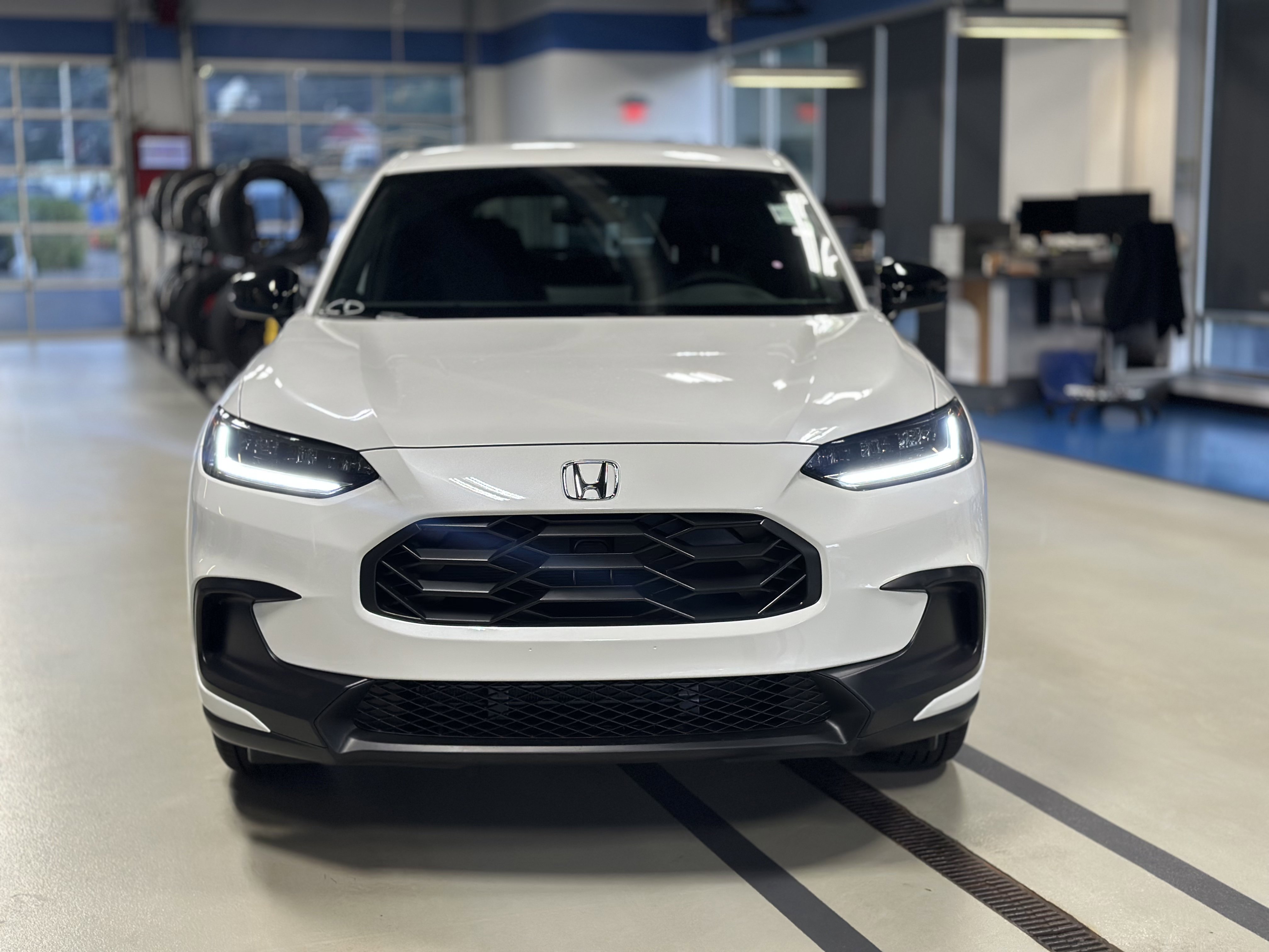 New 2026 Honda HR-V Sport image 2