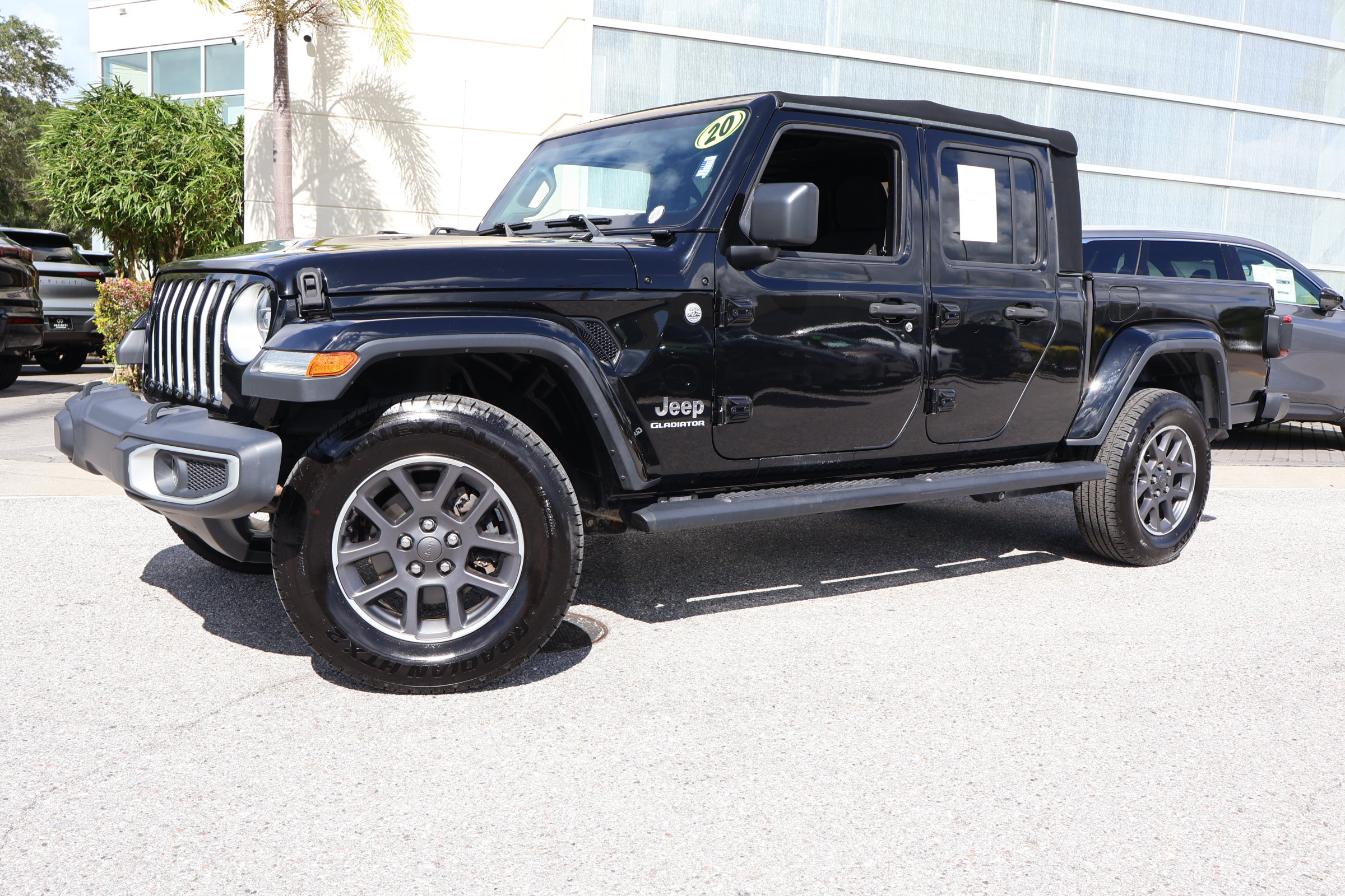 Used 2020 Jeep Gladiator Overland AWD/4WD video 1