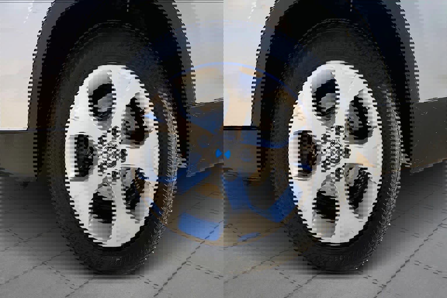 Used 2015 BMW X1 sDrive28i image 11