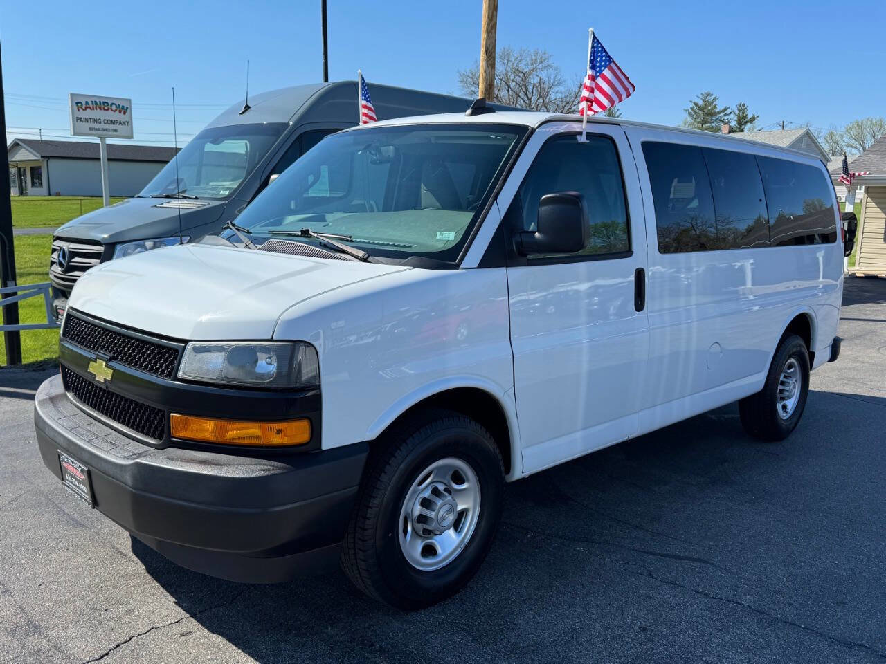 Used 2018 Chevrolet Express 2500 LS w/ Driver Convenience Package image 2