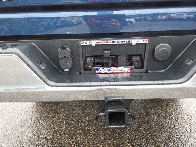 Used 2020 Chevrolet Silverado 2500 LT w/ Convenience Package image 23