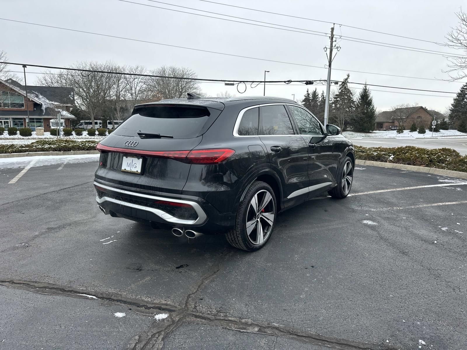 New 2025 Audi SQ5 Premium Plus image 7