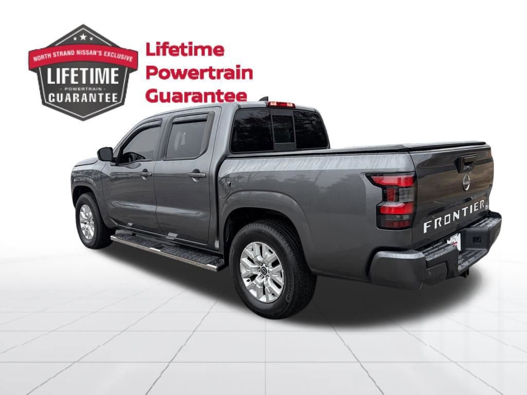 Certified 2022 Nissan Frontier SV image 3