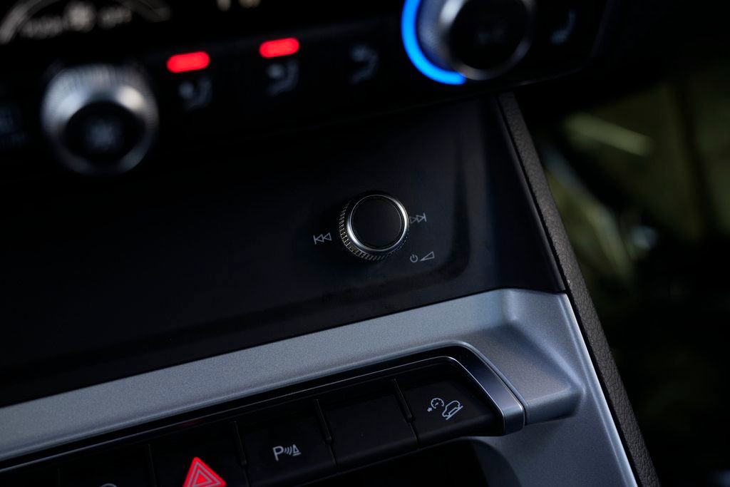 Used 2022 Audi Q3 2.0T Premium Plus image 67