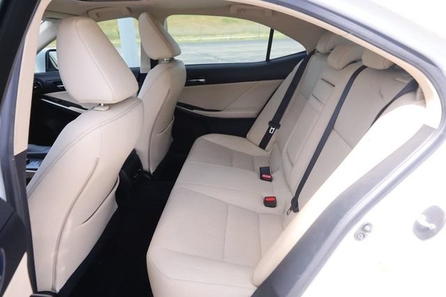 Used 2014 Lexus IS 350 w/ Navigation Package RWD image 9