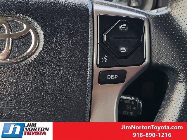Used 2017 Toyota 4Runner Limited AWD/4WD image 28