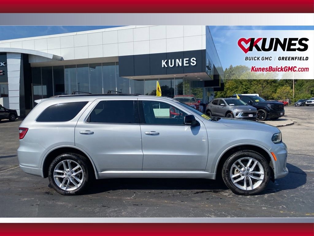 Used 2023 Dodge Durango GT image 4