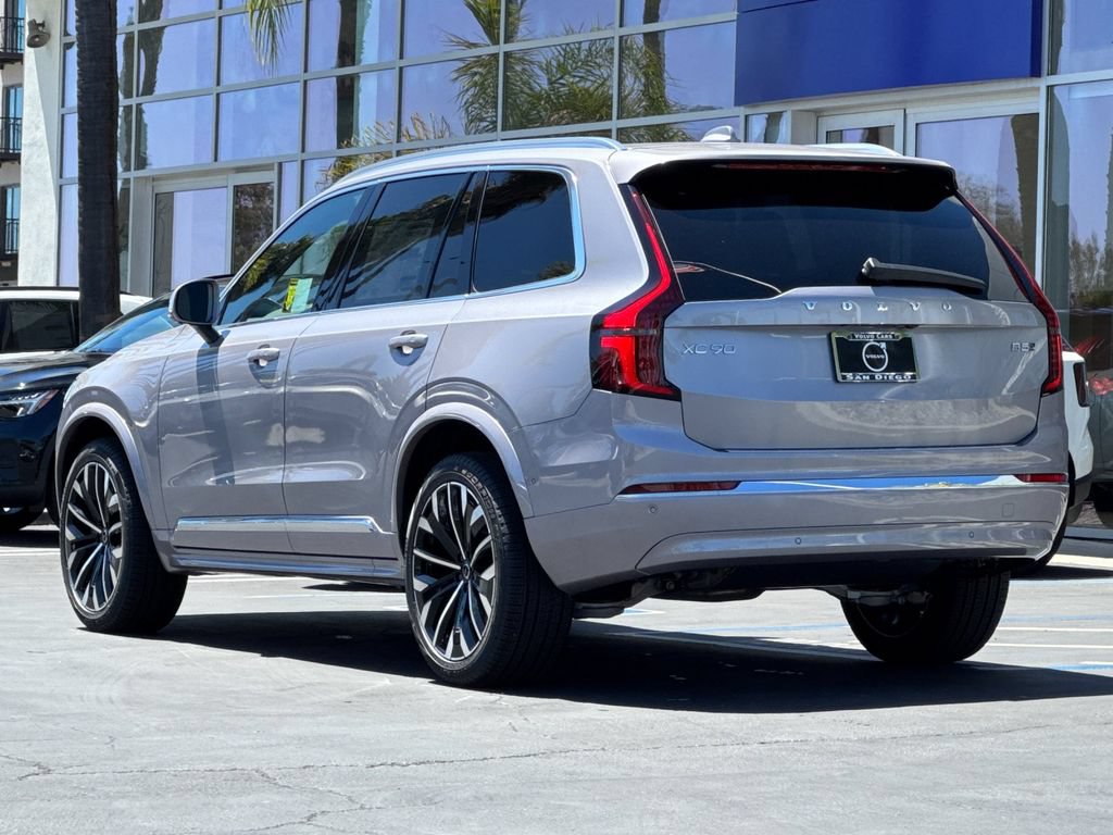 New 2026 Volvo XC90 B5 Plus AWD/4WD image 3