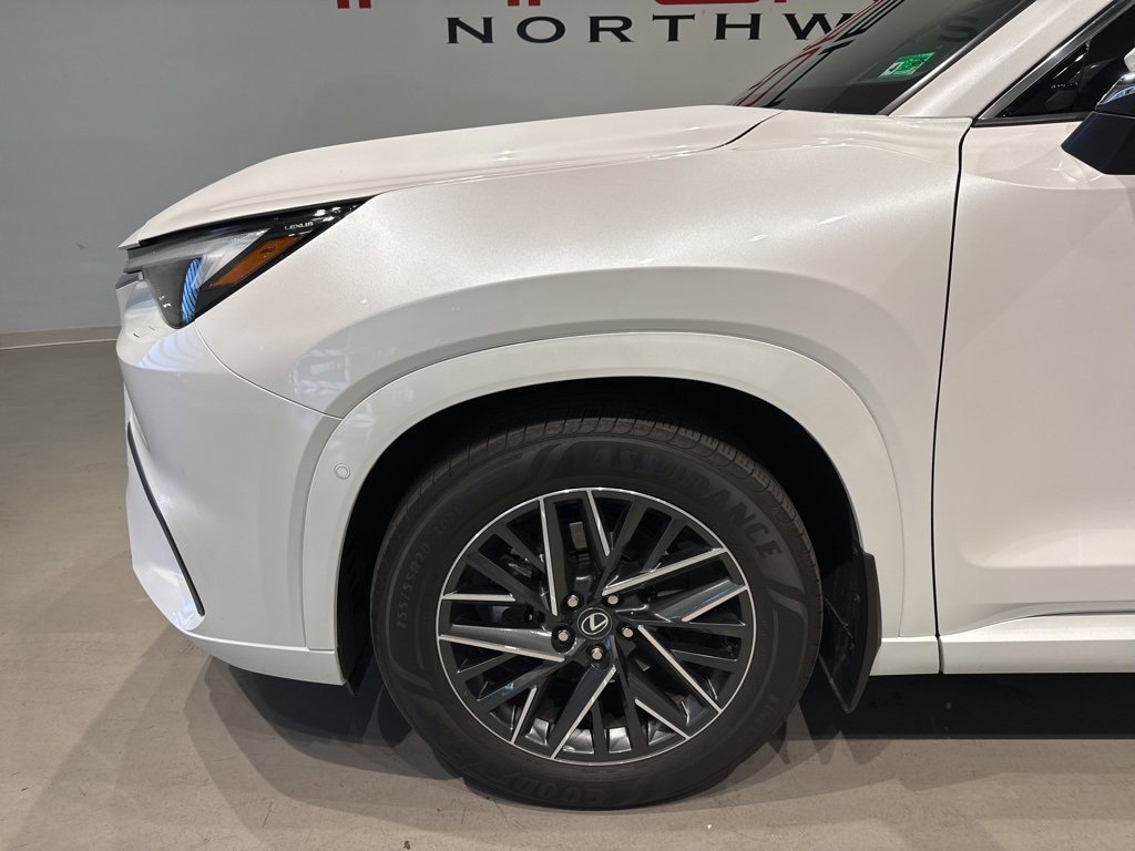 Used 2025 Lexus TX 350 AWD image 8