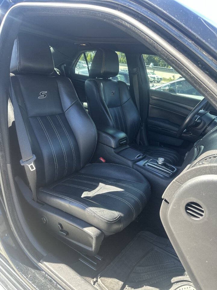 Used 2015 Chrysler 300 S w/ 300S Premium Group AWD/4WD image 36