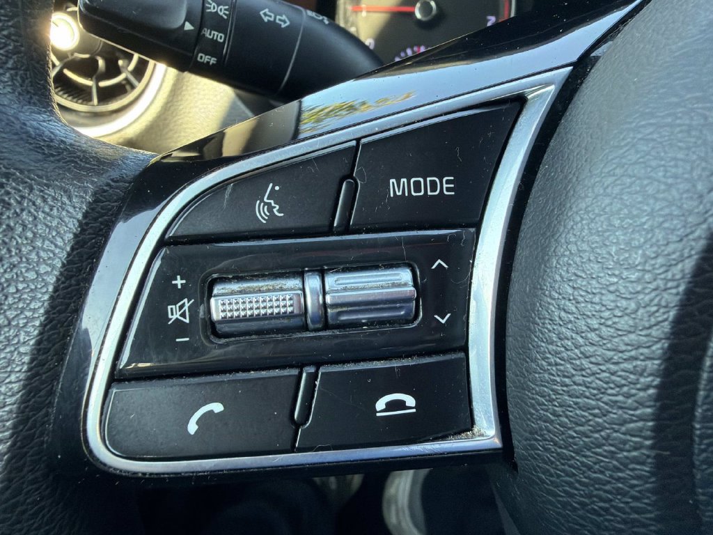 Used 2021 Kia Forte LXS FWD image 23