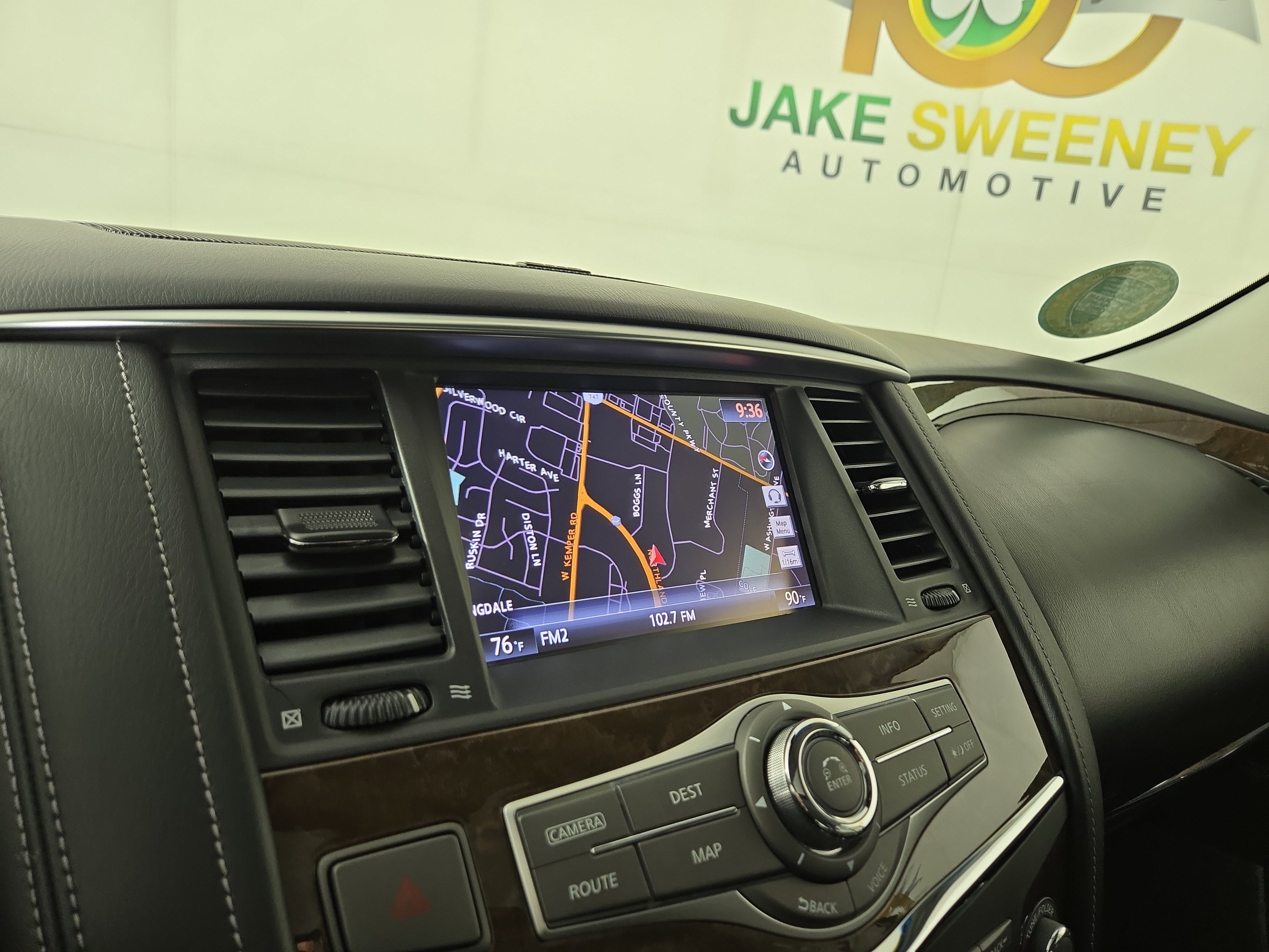 Used 2017 INFINITI QX80 4WD w/ Driver Assistance Package image 21