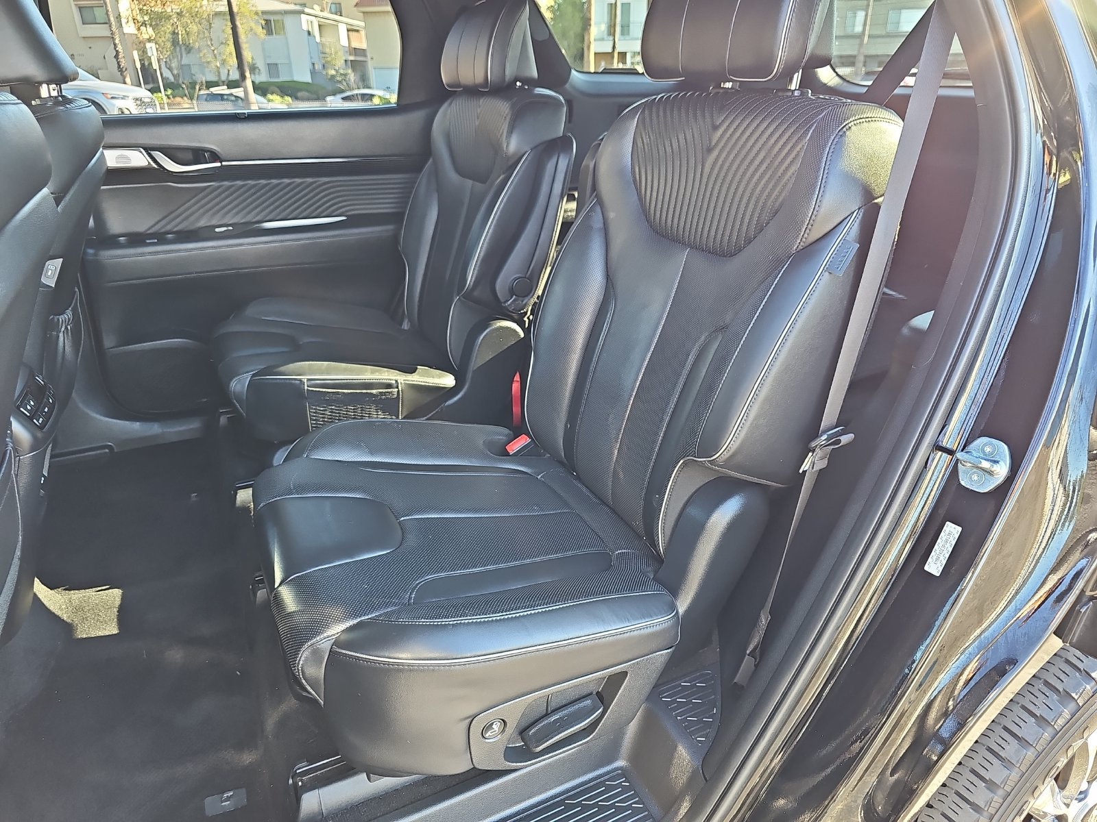 Used 2023 Hyundai Palisade Calligraphy FWD image 16