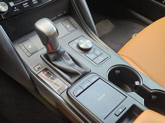 Used 2023 Lexus IS 350 F Sport RWD image 12