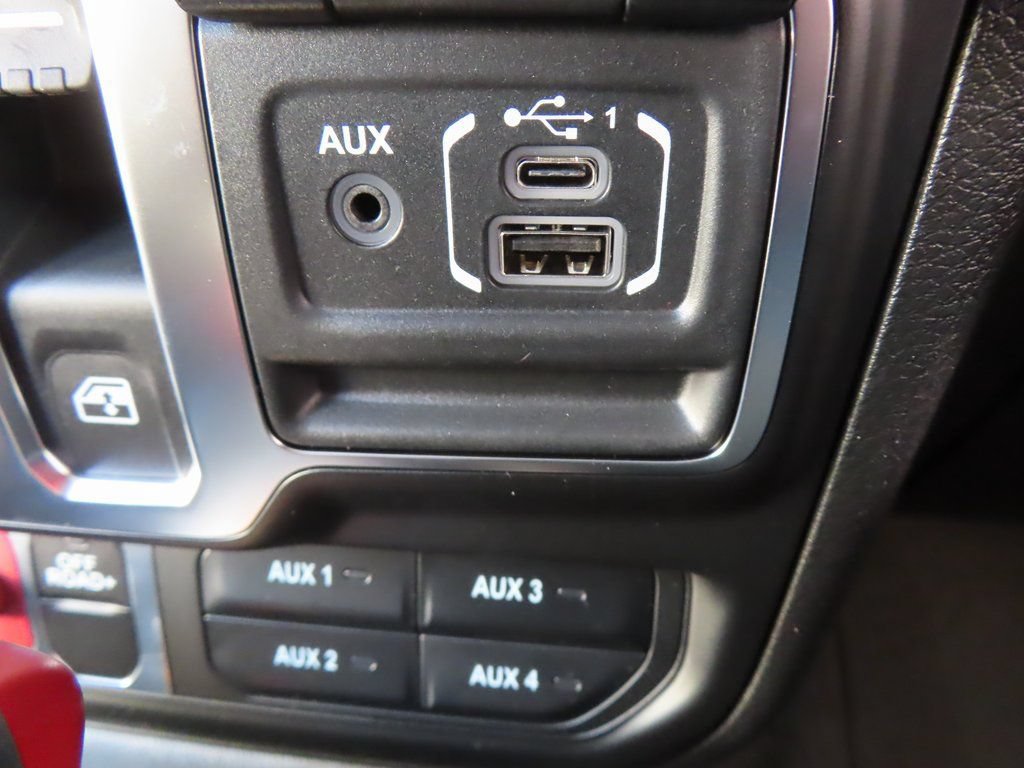 New 2026 Jeep Wrangler Sport AWD/4WD image 9
