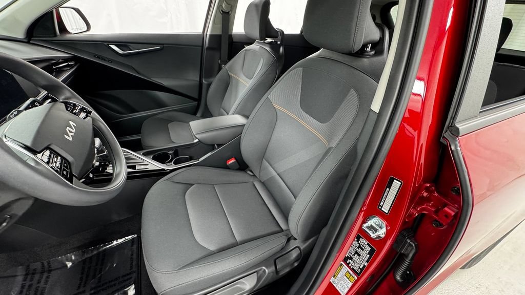 New 2026 Kia Niro LX FWD image 10