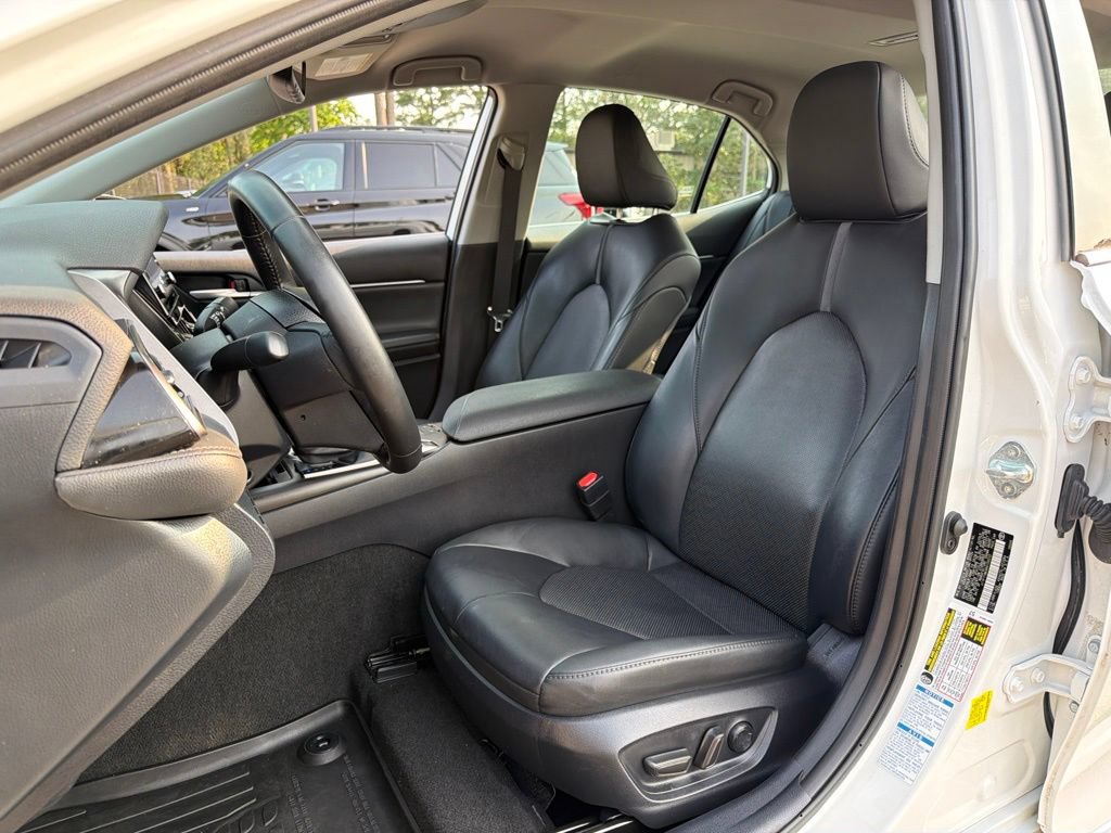Used 2024 Toyota Camry XLE AWD/4WD image 18