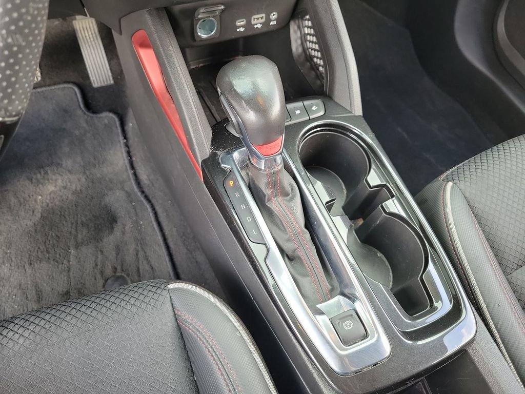 Used 2022 Chevrolet TrailBlazer RS FWD image 15